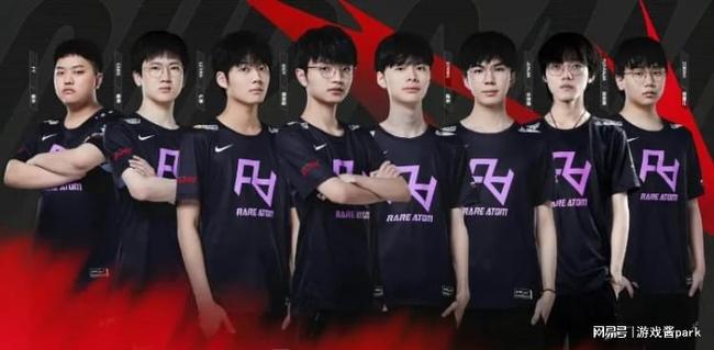 纽卡的后防 纽卡的后防